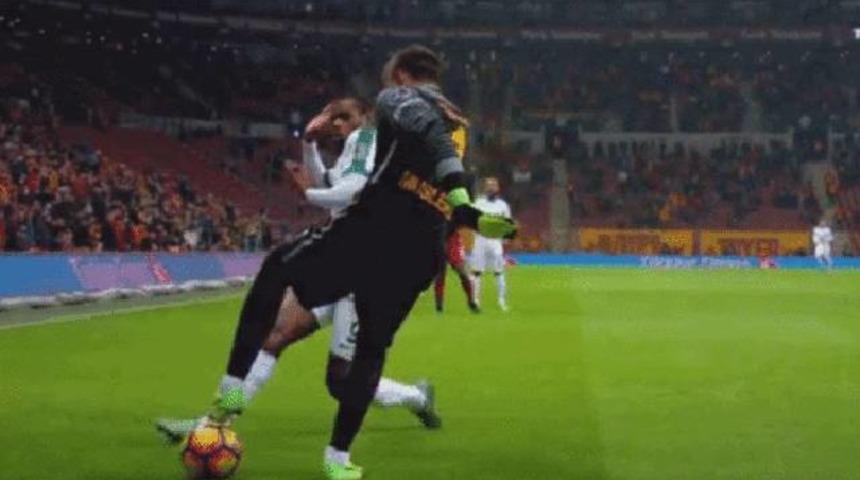 Muslera ile 2022'ye kadar devam