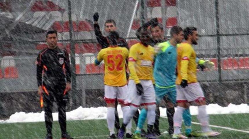 'Psikolojim bozuldu'  dedi ve ma&ccedil;ı tatil etti