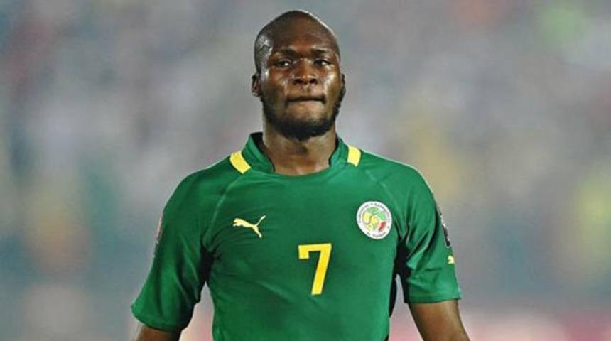 Moussa Sow, Senegal'e veda ediyor