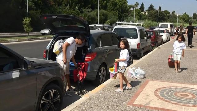 Yer: Antalya! 'Her şey dahil' tatil kabusa döndü! Oteli terk ettiler