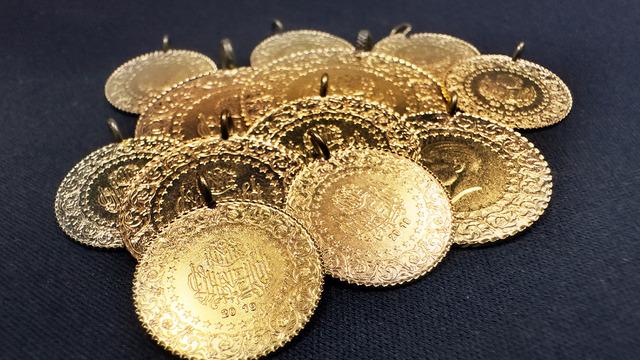 Gram altın en yüksek seviyeyi gördü! Düşüşe geçti... (27 Ağustos 2025 gram altın ve çeyrek altın fiyatı)