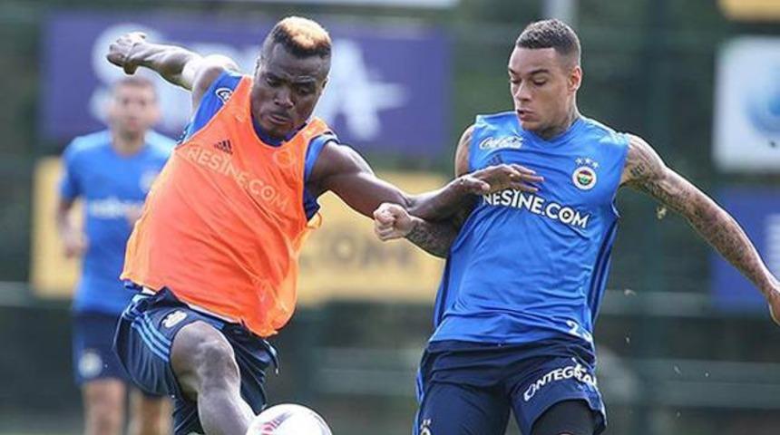 Fenerbah&ccedil;e'de Emenike ve van Der Wiel s&uuml;rprizi!