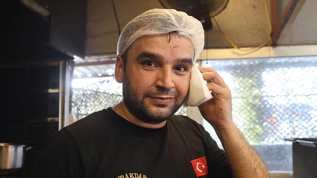 60 derece sıcakta günlüğü 2 bin TL'ye çalışıyor! Gençlere tavsiye etmiyorum