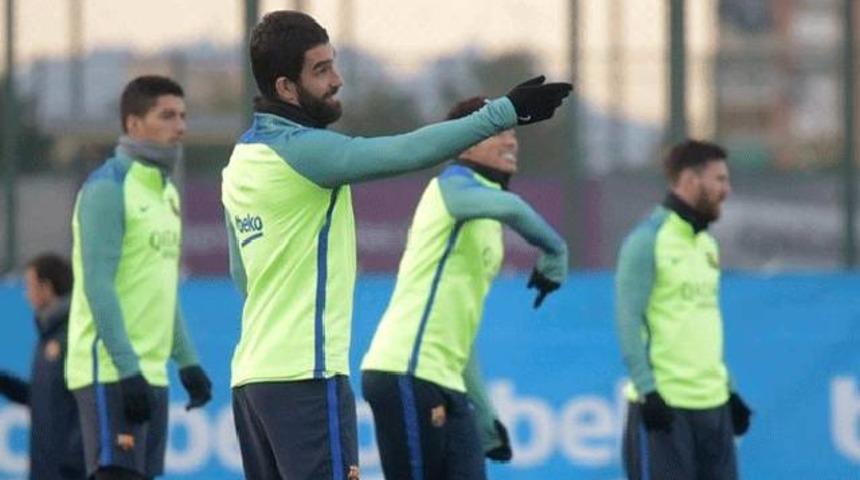 Arda Turan çıldırdı, idmanda ortalık karıştı