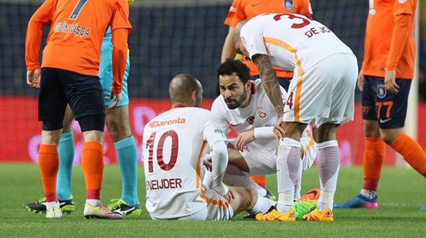 Sneijder, Sel&ccedil;uk İnan ve Carole sakatlandı