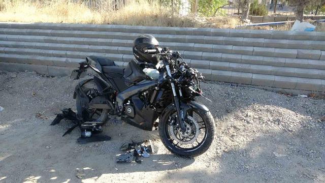 Servis aracına çarpan motosiklet sürücüsü ağır yaralandı 3