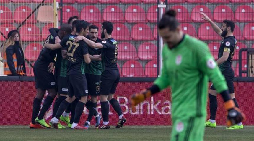 Akhisar Belediyespor 3 - 1 G&uuml;m&uuml;şhanespor