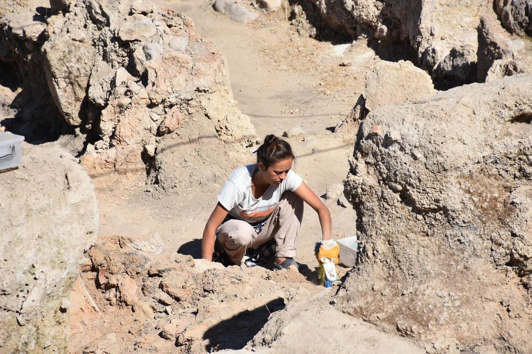 El kadar ancak değeri çok büyük! Göbeklitepe yle bağlantılı olabilir... Kazı çalışmaları sırasında bulundu 5