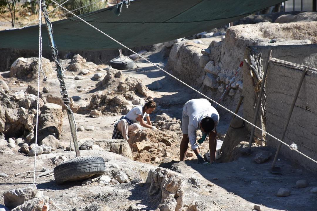 El kadar ancak değeri çok büyük! Göbeklitepe yle bağlantılı olabilir... Kazı çalışmaları sırasında bulundu 4