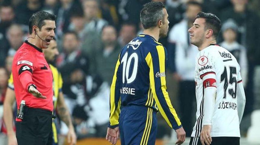 Van Persie: Bu hareket k&uuml;f&uuml;rd&uuml;r
