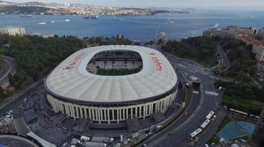 Derbiye bilet bulamadılar, gece tırmanıp Vodafone Arena'ya girdiler