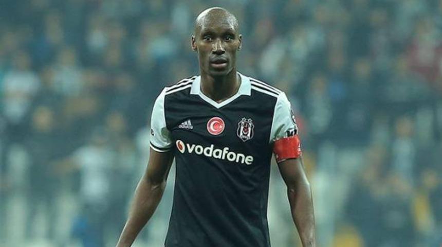 Beşiktaş&rsquo;ta Atiba&rsquo;dan k&ouml;t&uuml; haber