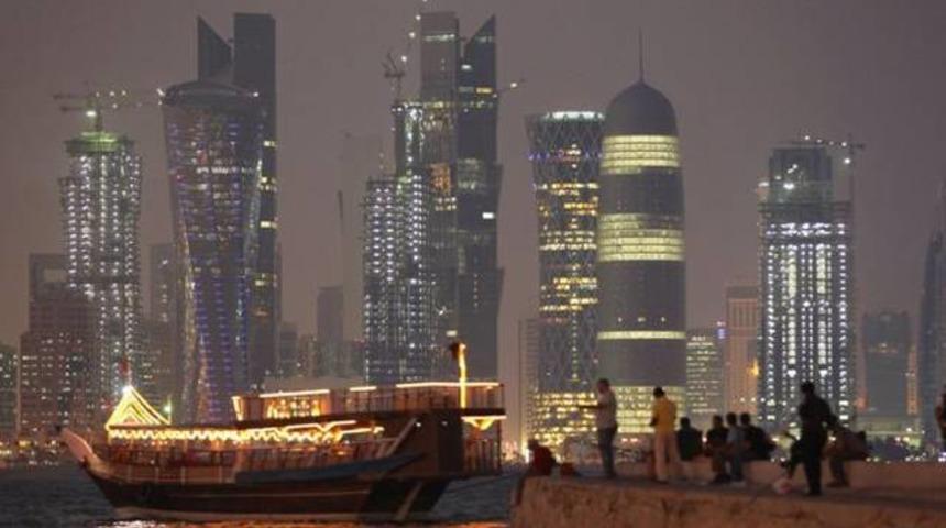  Katar 2022 D&uuml;nya Kupası i&ccedil;in haftada 500 milyon dolar harcıyor