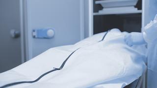 Şaşkına çeviren olay! Anneleri sanıp başka cenazeyi memleketlerinde gömdüler