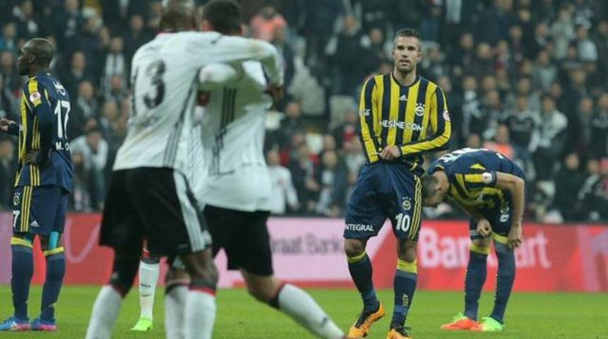 Van Persie savcılığa şikayet edildi