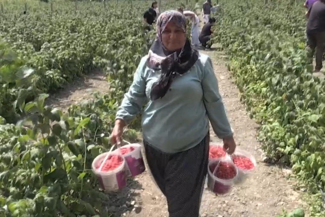 3 yıl önce karar verip kurdu! Hem kendini hem mahalleliyi iş sahibi yaptı 4