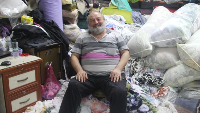 Hastane müdürüyken istifa etti! 'Benim gibi satan olmaz' O işi seçti, dükkanını gören şaşırıyor