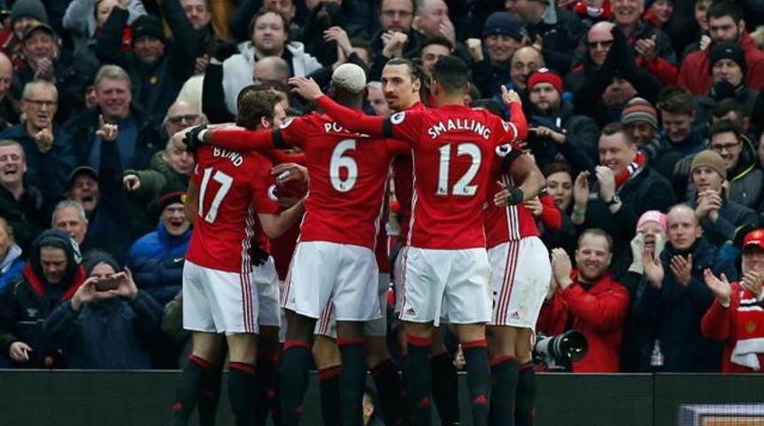 Manchester United 2 - 0 Watford