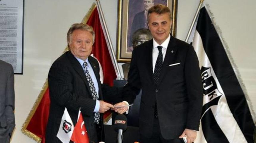 Beşiktaş'ta kriz b&uuml;y&uuml;yor!