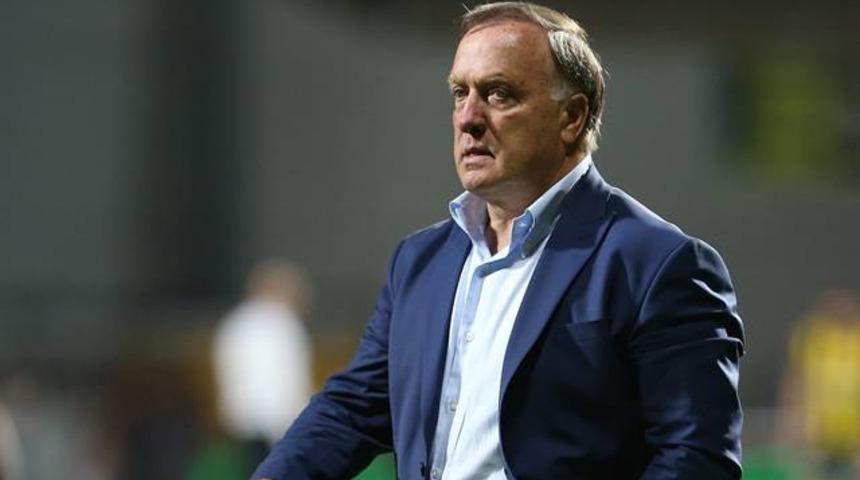 Dick Advocaat s&ouml;zleşmesini uzatabilir