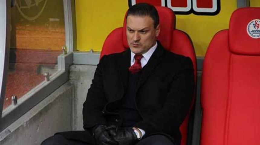 Alpay &Ouml;zalan: Referandumda 'Evet' dediğim i&ccedil;in kovuldum