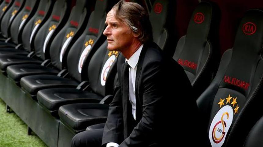 &Ccedil;inliler Riekerink'e şaşırmadı