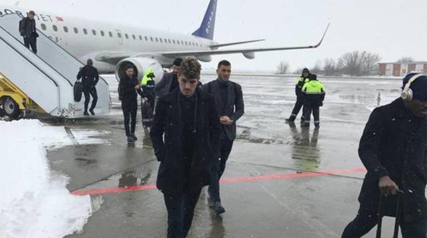 Fenerbahçe kafilesi Krasnodar'da dondu