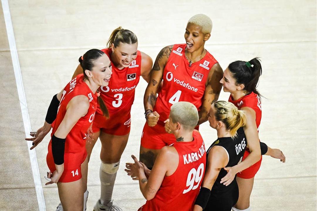 Filenin Sultanları lider olarak son 16 da! Rakip Slovenya... 1