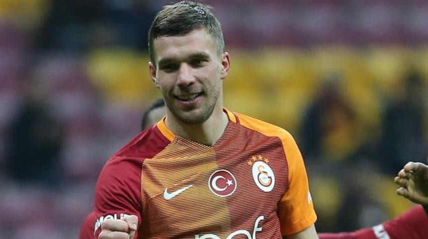 Japonya'dan Podolski a&ccedil;ıklaması