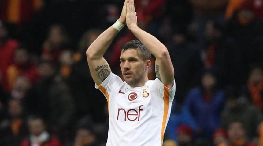 Galatasaray, Podolski'yi Vissel Kobe'ye sattı