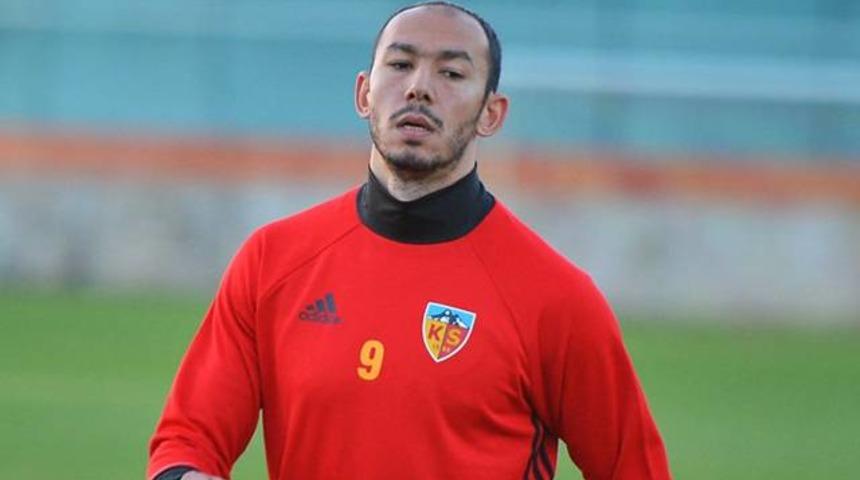 Umut Bulut, Galatasaray'ı icraya verdi