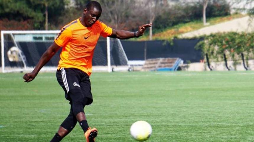 Demba Ba g&uuml;n sayıyor