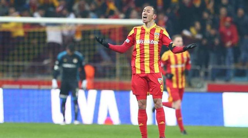 Galatasaray&rsquo;ın Umut Bulut&rsquo;a verdiği senetler karşılıksız &ccedil;ıktı!