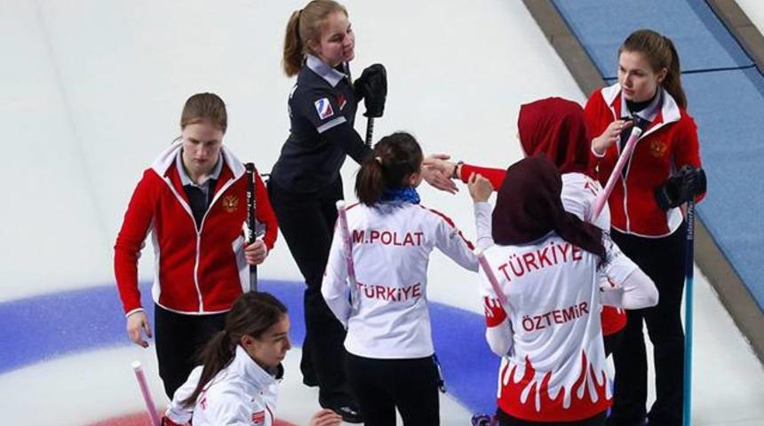 Curling&rsquo;te altın değil, g&uuml;m&uuml;ş oldu!