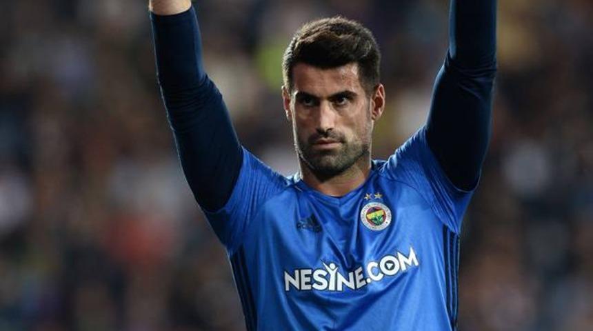 Volkan Demirel arkadaşlarına patladı