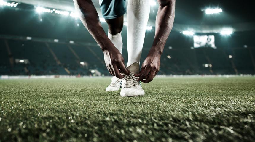 Hazırlık maçlarında neden formalarda isim yazmaz?