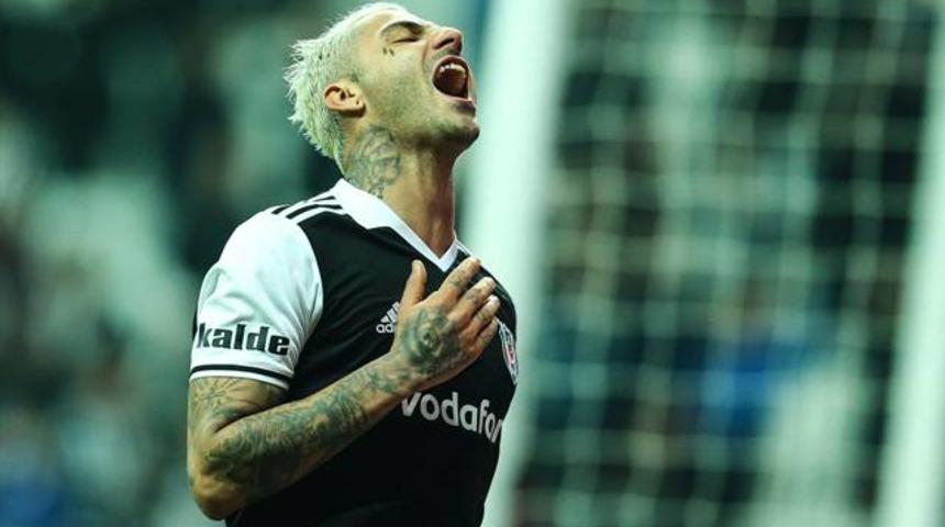 Beşiktaş'ta Quaresma sakatlandı