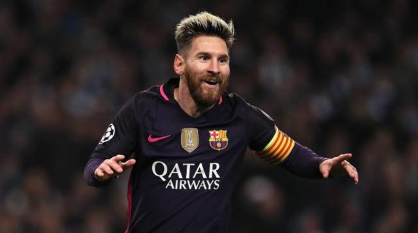Lionel Messi İstanbul&rsquo;a geliyor