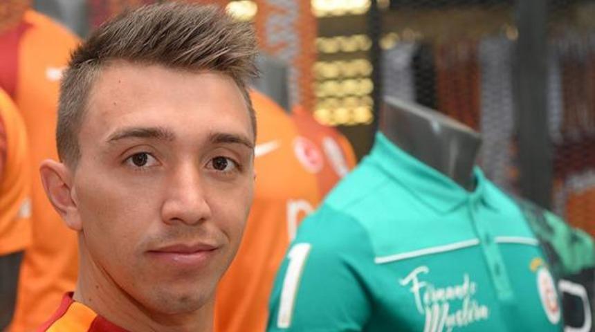 Muslera&rsquo;dan Simovic&rsquo;e mesaj var
