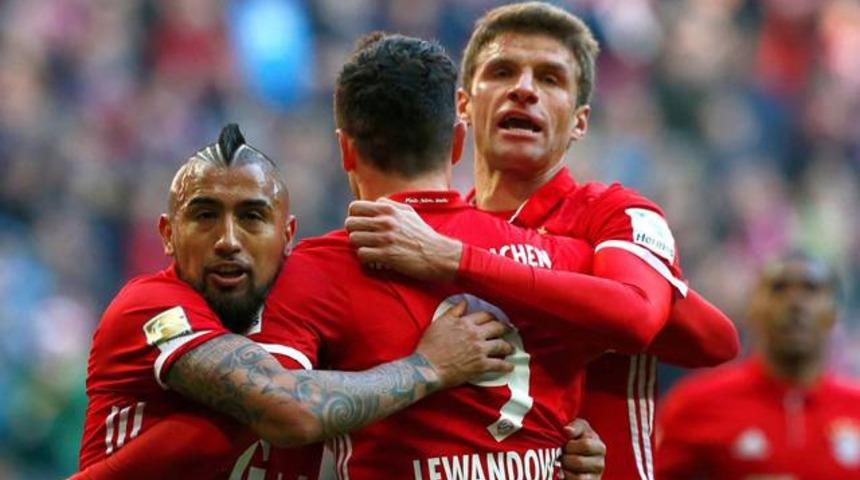 Bayern M&uuml;nih 8 - 0 Hamburg