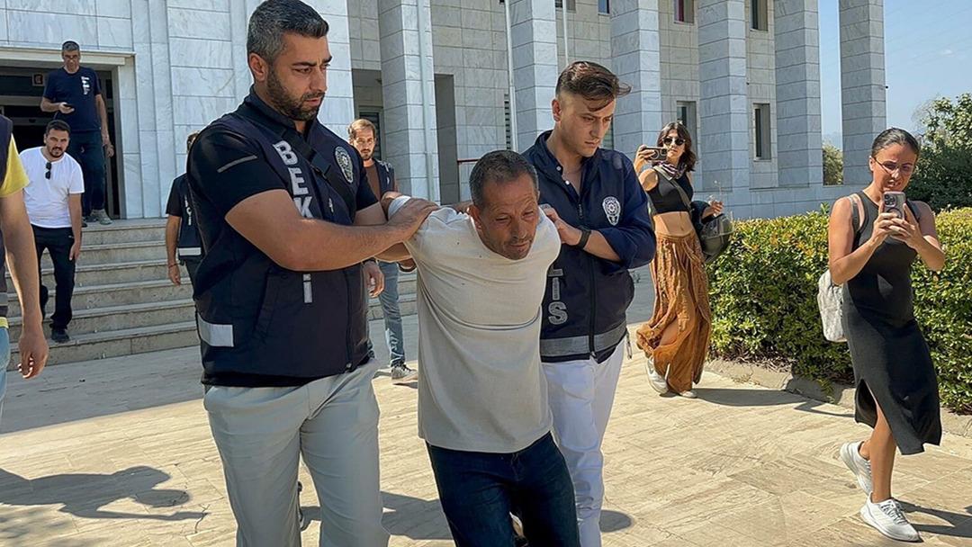 Kıskançlık krizine girip Kezban ı sokak ortasında öldürdü! Cani, sosyal medyada paylaşmış: "İkimize de yazık ettin sen" 1