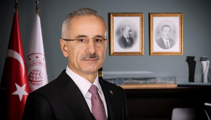 Bakan Uraloğlu 'dijitalleşme yolculuğunda kritik' olan anlaşmayı duyurdu: "2050 yılına kadar uzatıldı"