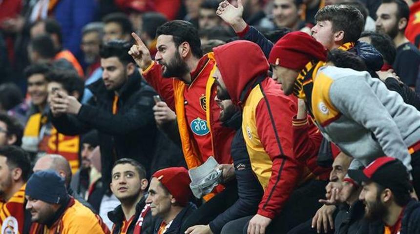 Arena'da 'Y&ouml;netim istifa' sesleri!