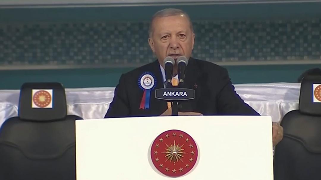 Cumhurbaşkanı Erdoğan dan net mesaj: "Hepsinin tepelerine bineceğiz" 2