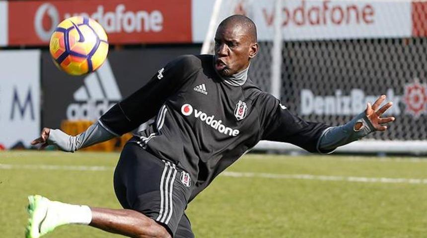 Beşiktaş'ta Demba Ba antrenmanlara başladı
