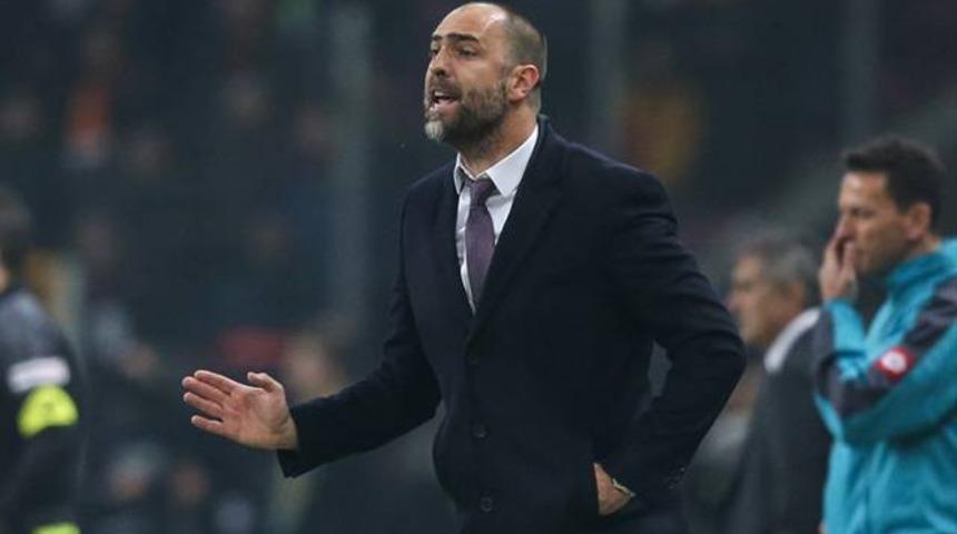 Tudor derbi sonrası oyuncularını kutladı