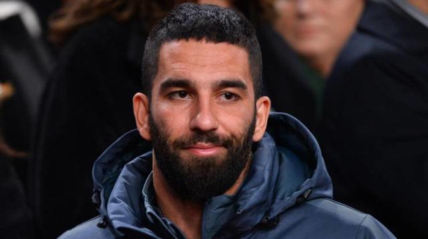 Arda Turan, Sporting Gijon ma&ccedil;ının kadrosunda yok