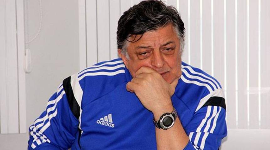 Yılmaz Vural, Advocaat'ı eleştirdi