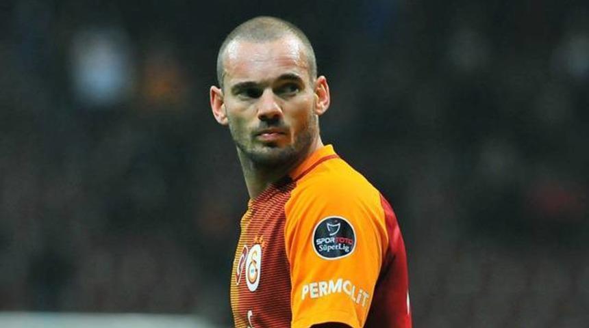 Galatasaray’da Sneijder 2 hafta yok!