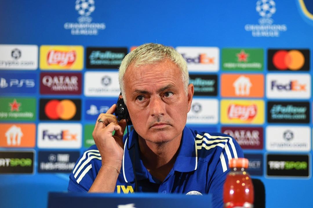 Jose Mourinho dan maç sonunda sürpriz açıklama! "Benfica bizden daha güçlüydü" 2